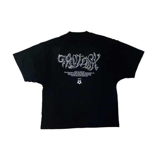 Grotesk tee